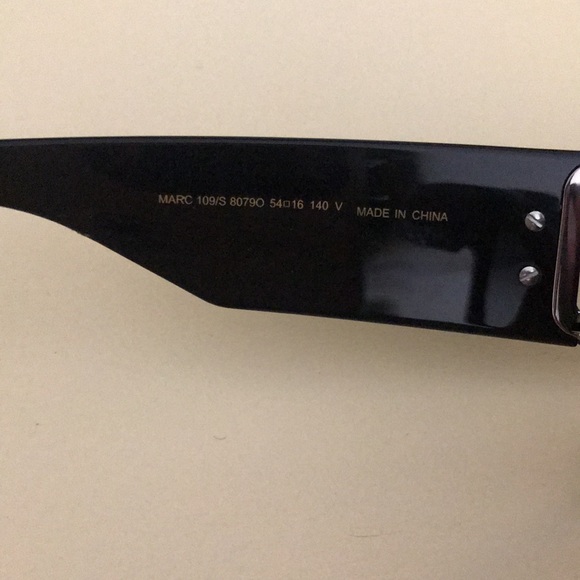 Marc Jacobs sunglasses - Picture 5 of 6